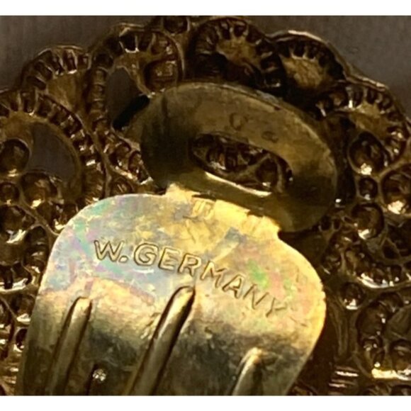 Vintage West Germany Black Cameo Brooch Earrings Set Gold Tone Regency Victorian - Picture 9 of 11